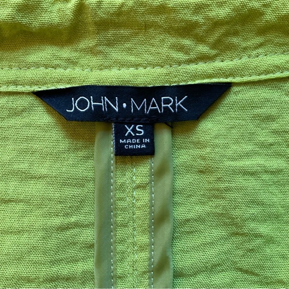 John Mark Chartreuse XS Mandarin Tunic with Black Shark Tooth Buttons Back Slit - Picture 2 of 16